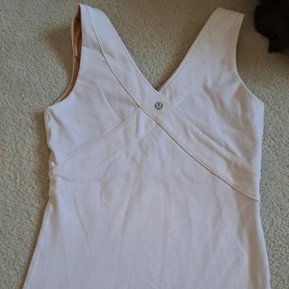Lululemon top - Picture 2 of 2